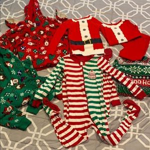 Got Twins?! 8 pairs x-mas pj Bundle Size 4T